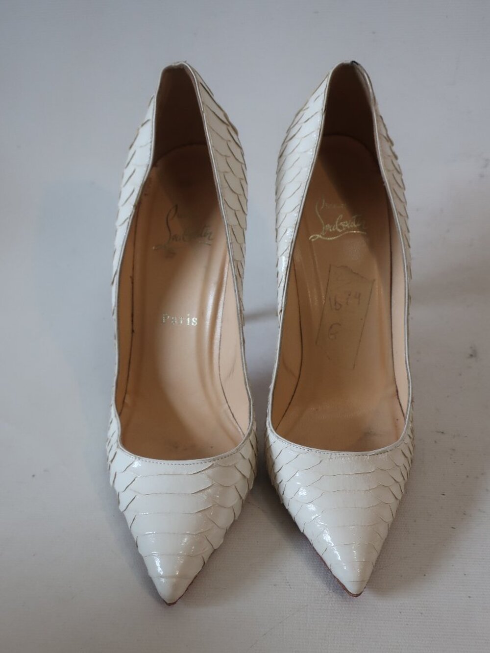 Authentic Christian Louboutin White So Kate Python Leather Heel Pump 38.5 US/8.5 - Picture 12 of 16